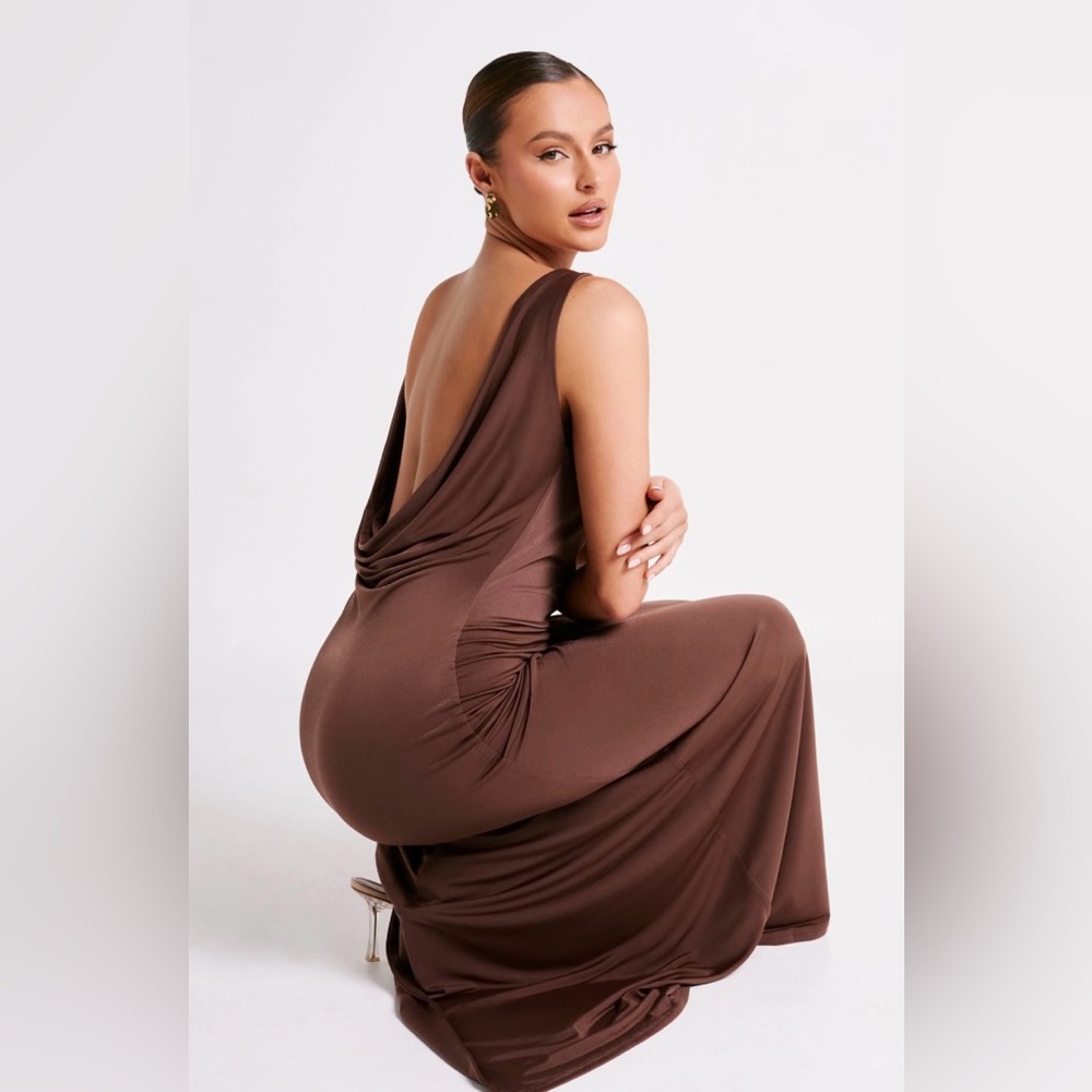 Meshki Elegant Brown Backless Dress with Draped Detail - Size Small - NWT